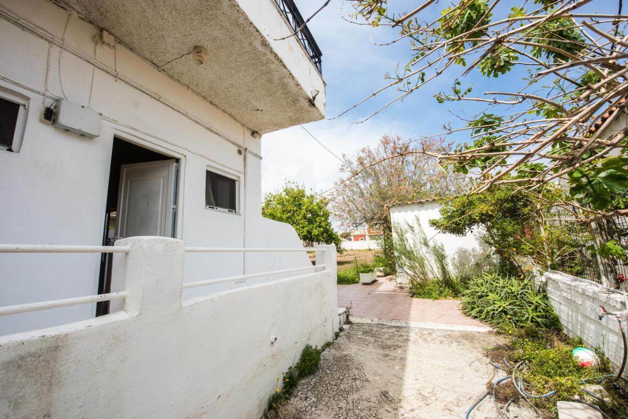 Pantelis Apartments Ájosz Jeórjosz Kültér fotó