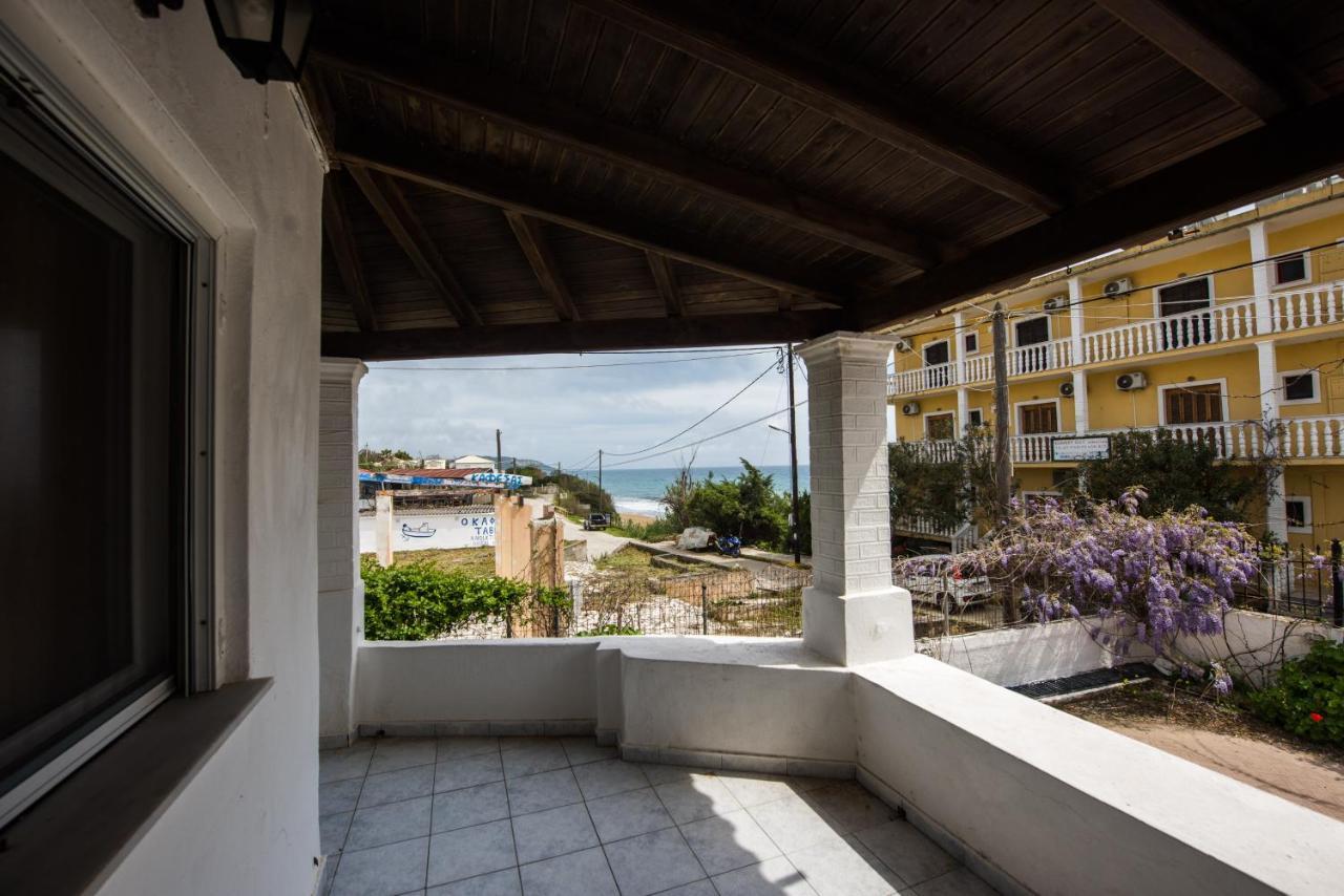 Pantelis Apartments Ájosz Jeórjosz Kültér fotó