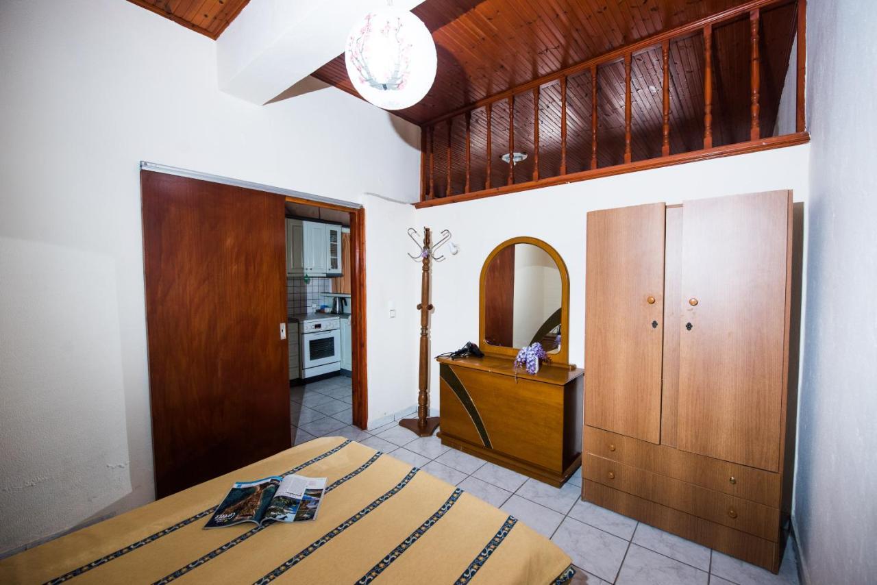 Pantelis Apartments Ájosz Jeórjosz Kültér fotó