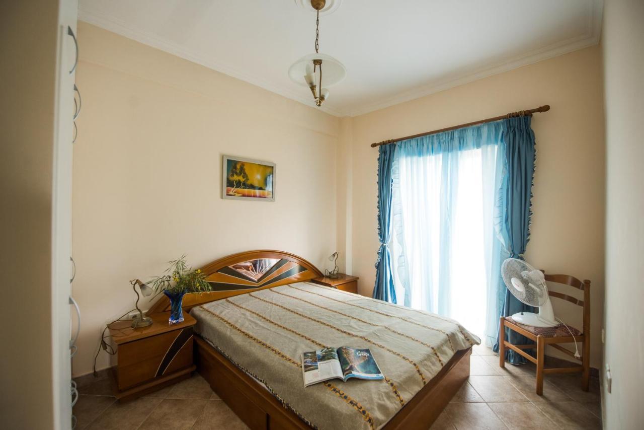Pantelis Apartments Ájosz Jeórjosz Kültér fotó
